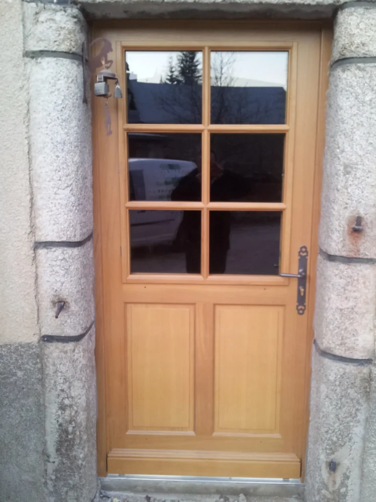 Porte d'entrée : réalisation de Gamso Menuiserie